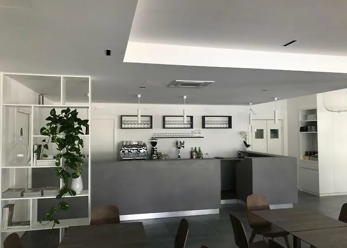 شقة The Riverside ميرا